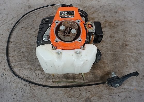 KAWASAKI カワサキ FG200G ガソリンエンジン 最大5馬力 発動機の落札