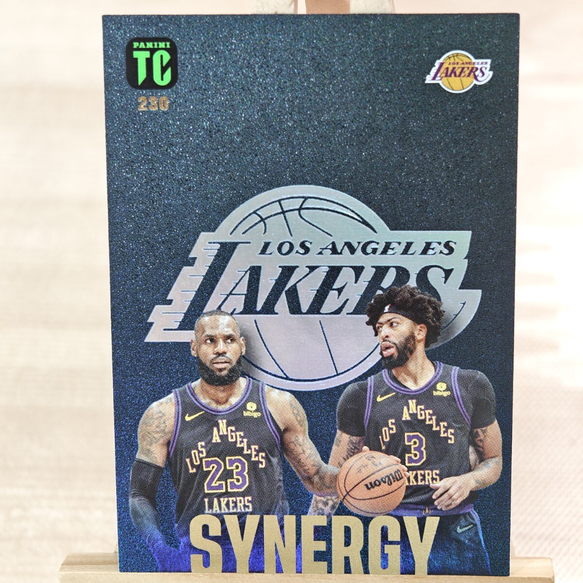 ◆◇◆スーパースターNBA アンソニー・デイビス等３名 直筆サイン入り帽子 新品】アンソニー・デイビス 直筆サインフォト/写真 NBA レイカーズ