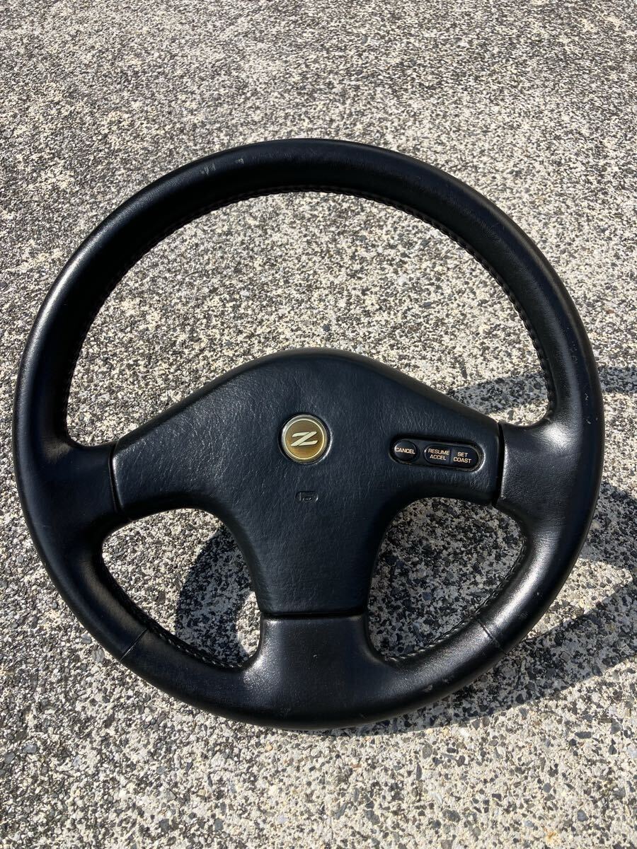 フェアレディZ S30Z 純正 ステアリング ハンドル ホーン スイッチ フェアレディZ S30Z 純正 ステアリング ハンドル ホーン スイッチ