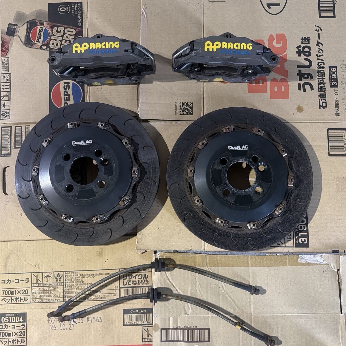 ミニクーパー　R56S ブレーキキャリパー　ブレーキローター 希少品 ミニクーパーS R56 APレーシング製4POTブレーキキャリパー