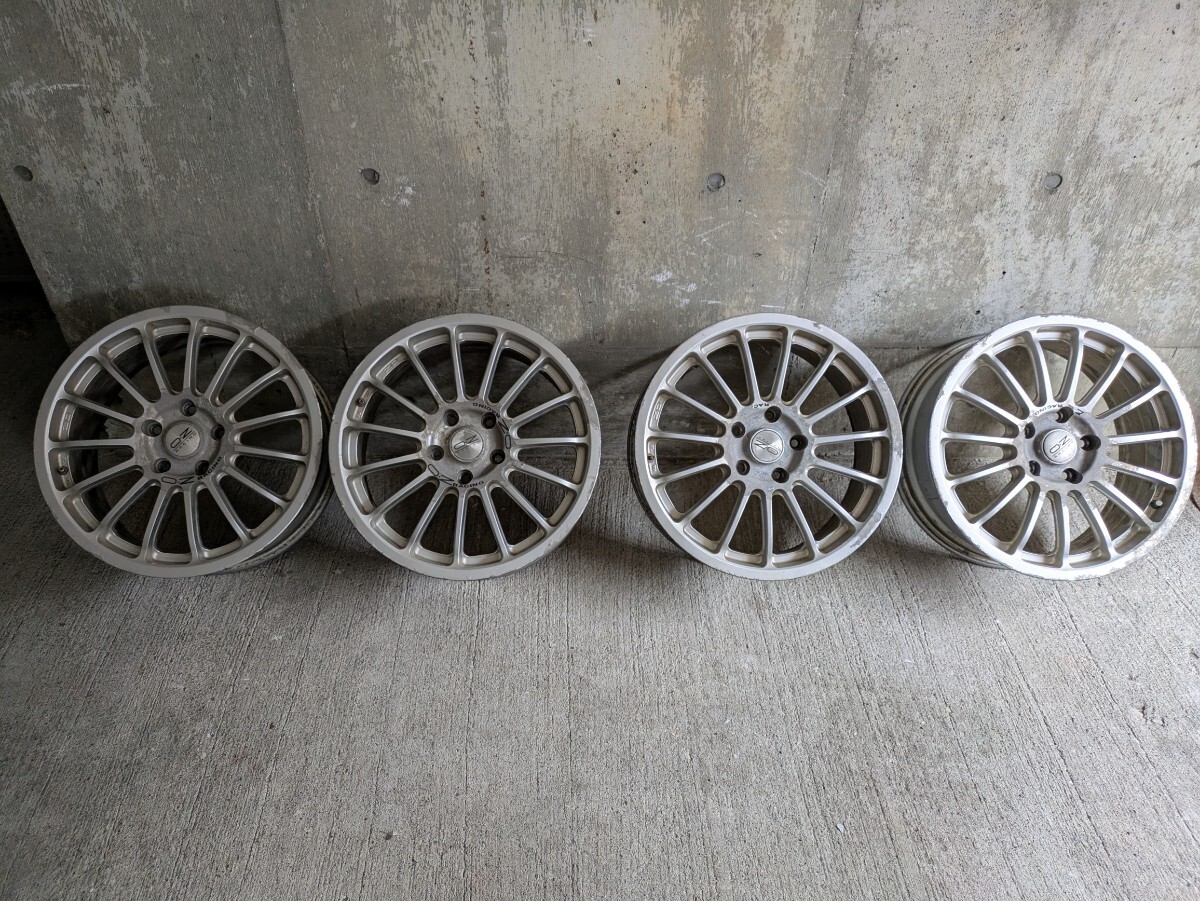 OZ RACING スーパーツーリズモ LM 17インチ 7J +42 PCD100 4穴の落札
