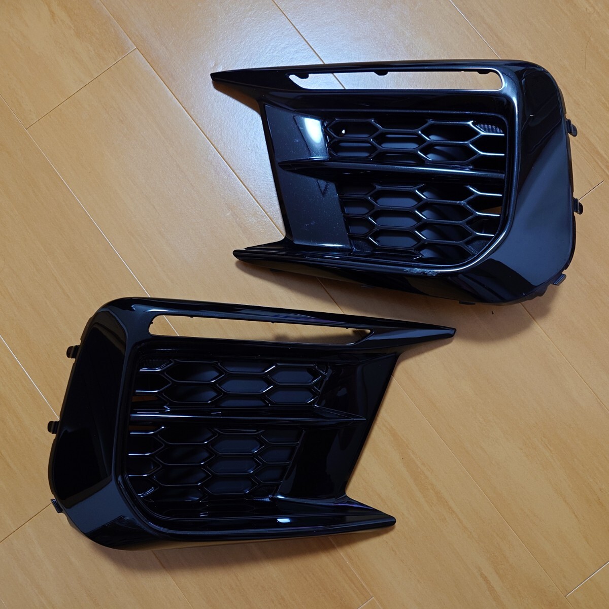 y*u様 スバル　インプレッサスポーツ　GP/GJ型　アクセサリーライナー　左右 やや傷や汚れあり】スバル インプレッサスポーツ G4 LEDアクセサリー