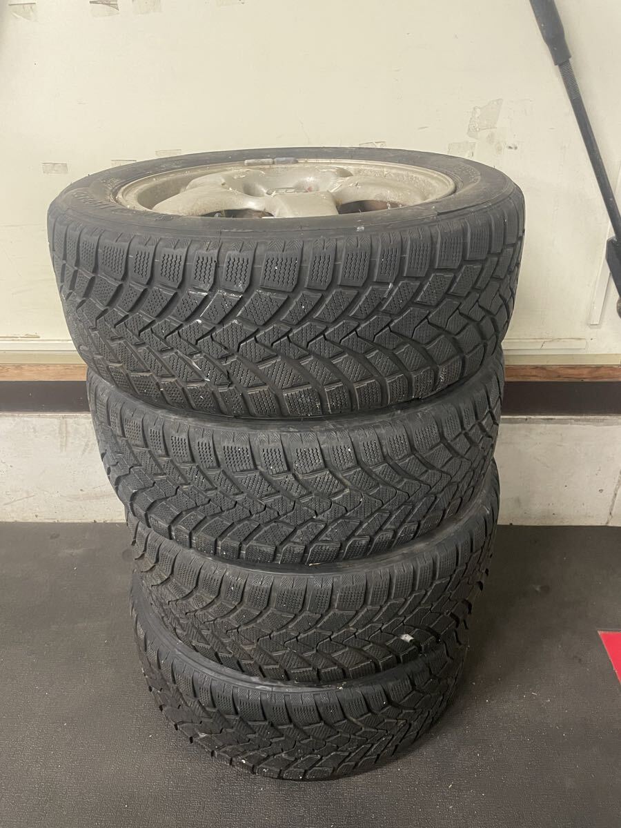 車 V37スカイライン純正19インチホイール スタッドレスタイヤセット
