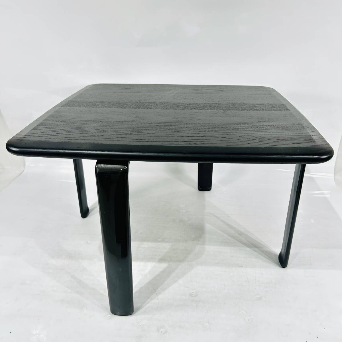 ☆展示品☆【Minotti】ミノッティ CESAR サイドテーブル コーヒー