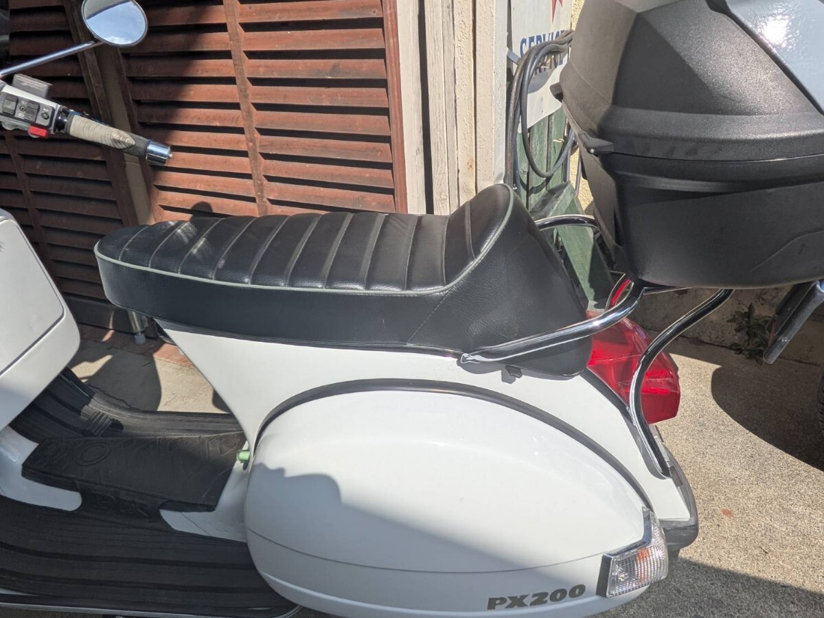 Vespa ベスパ 50s等 スモール用 サドルシート シングルシート 中古の