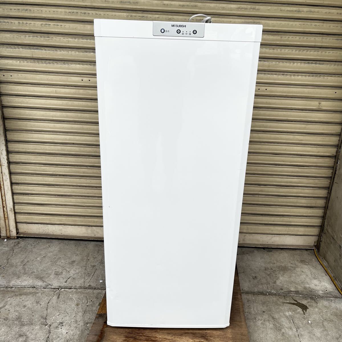 ☆ 冷凍庫 三菱 MF-U12J 122L 2006年製 W48xD53x113 ☆ 冷凍庫 三菱 MF