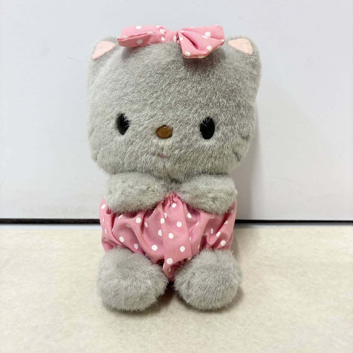 新品】即決!サンリオ 2016年製 ニャニィニュニェニョン ティッシュ