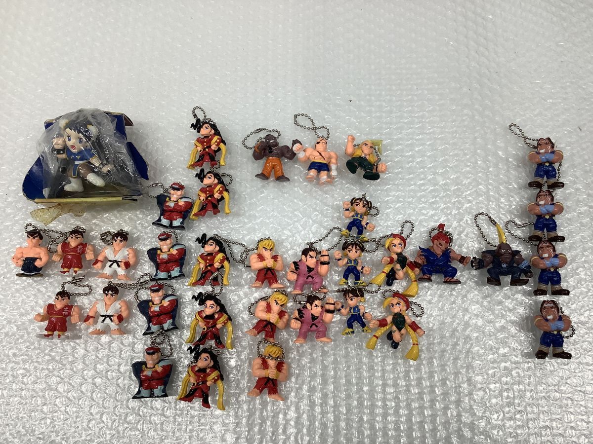 12種☆ストリートファイター フィギュア キーホルダー☆スイング