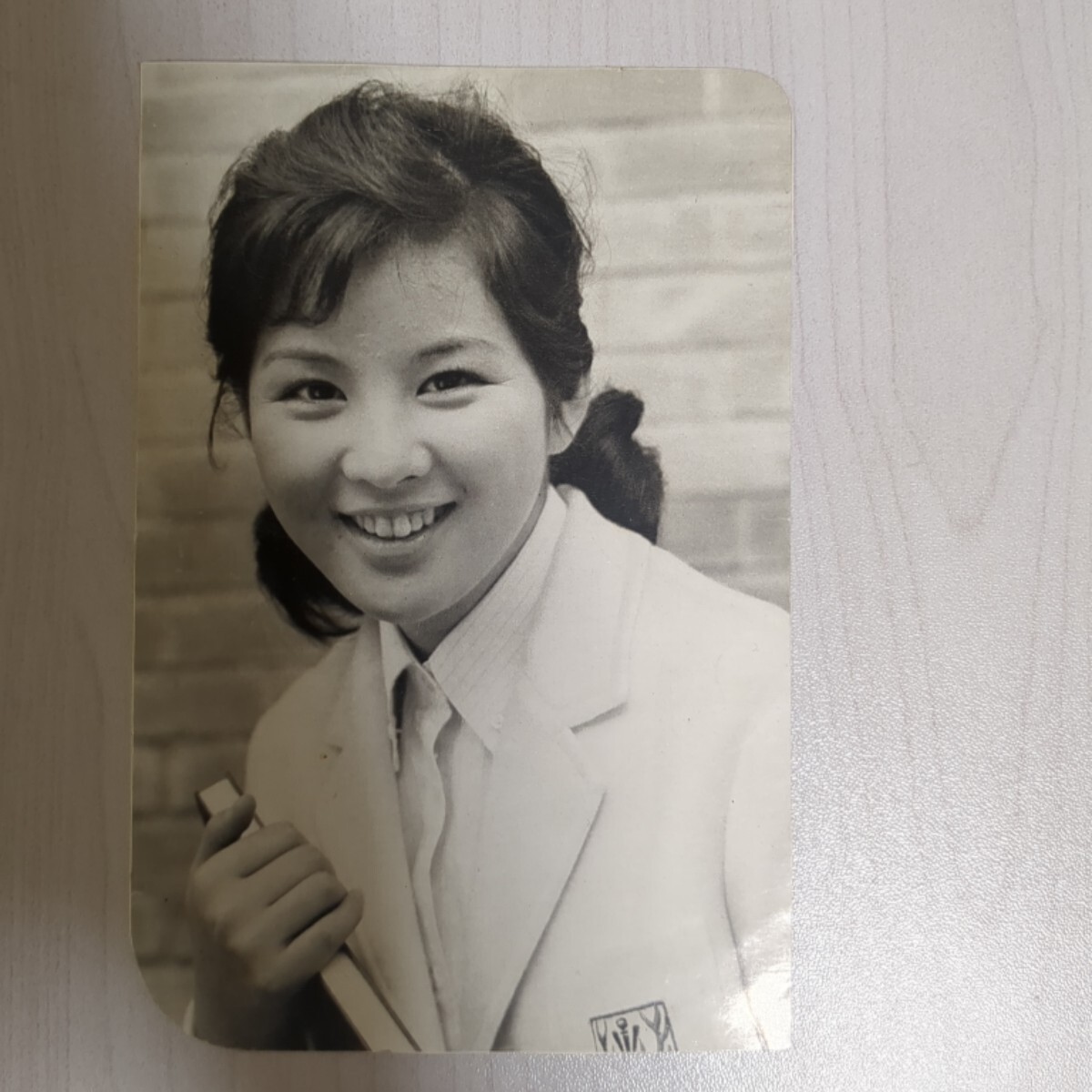 吉永小百合 昔の写真？ ブロマイド？ 5枚の落札情報詳細 - Yahoo