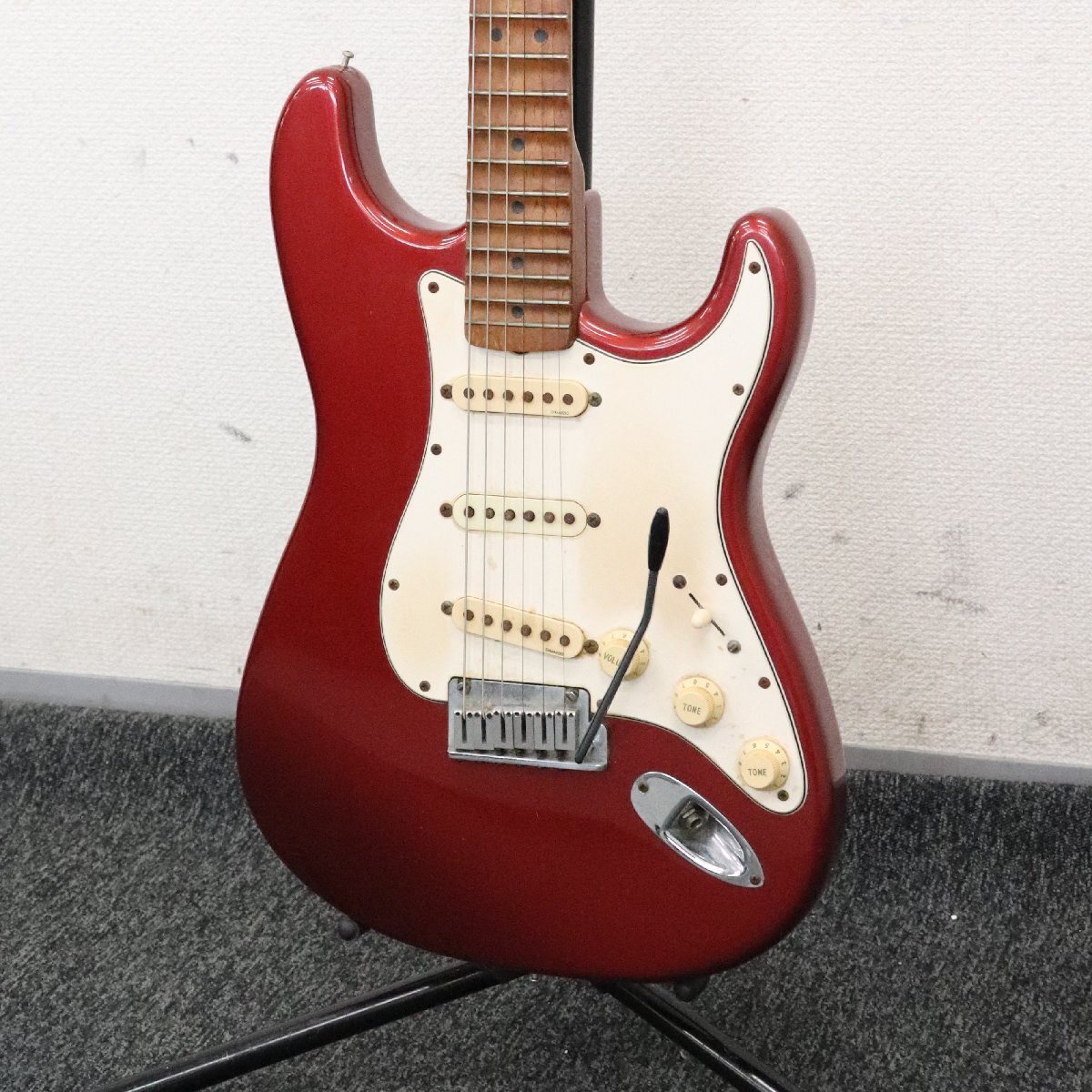 Fender JAPAN ストラトキャスター イングヴェイタイプスキャロップ E