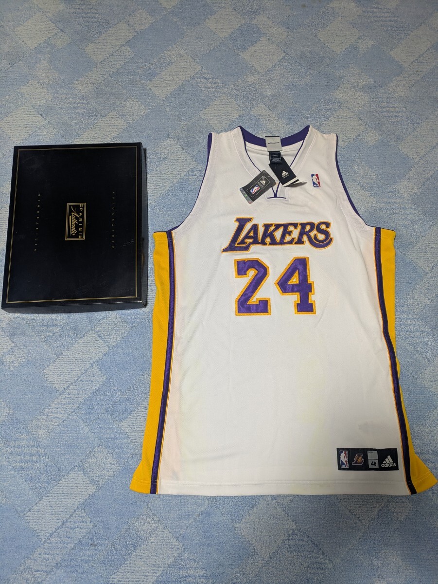コービー・ブライアント 直筆サイン入り写真 NBAロサンゼルス