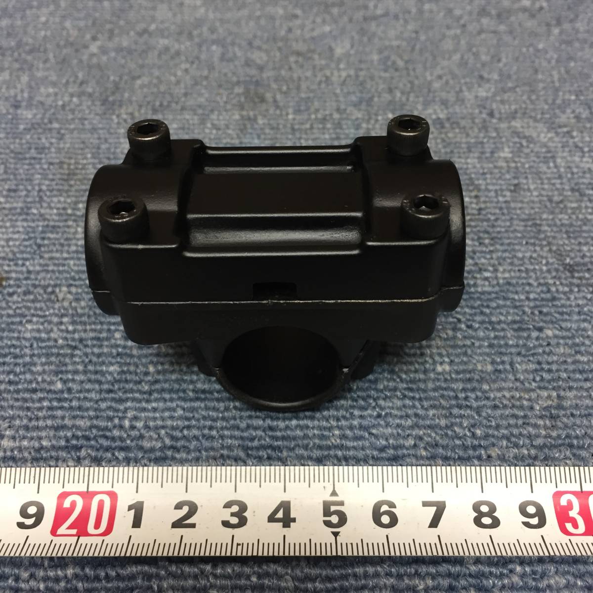 ハンドルブラケット F１９ ２4ｍｍ ハンドルホルダー 六角穴付ボルト 草刈機 刈払機 共立 ゼノア ビーバー ニッカリ マキタ の落札情報詳細 ヤフオク落札価格情報 オークフリー スマートフォン版