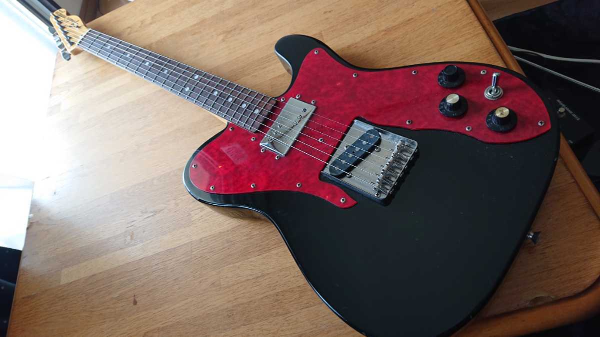 良品] Fender Japan TC72TS 【アベフトシ氏の四号機風/赤鼈甲