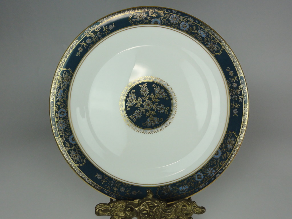 人気商品再入荷 ロイヤルドルトン カーライル 英国王室御用達 廃盤品 国内正規品 限定 Www Yourazlawyer Com