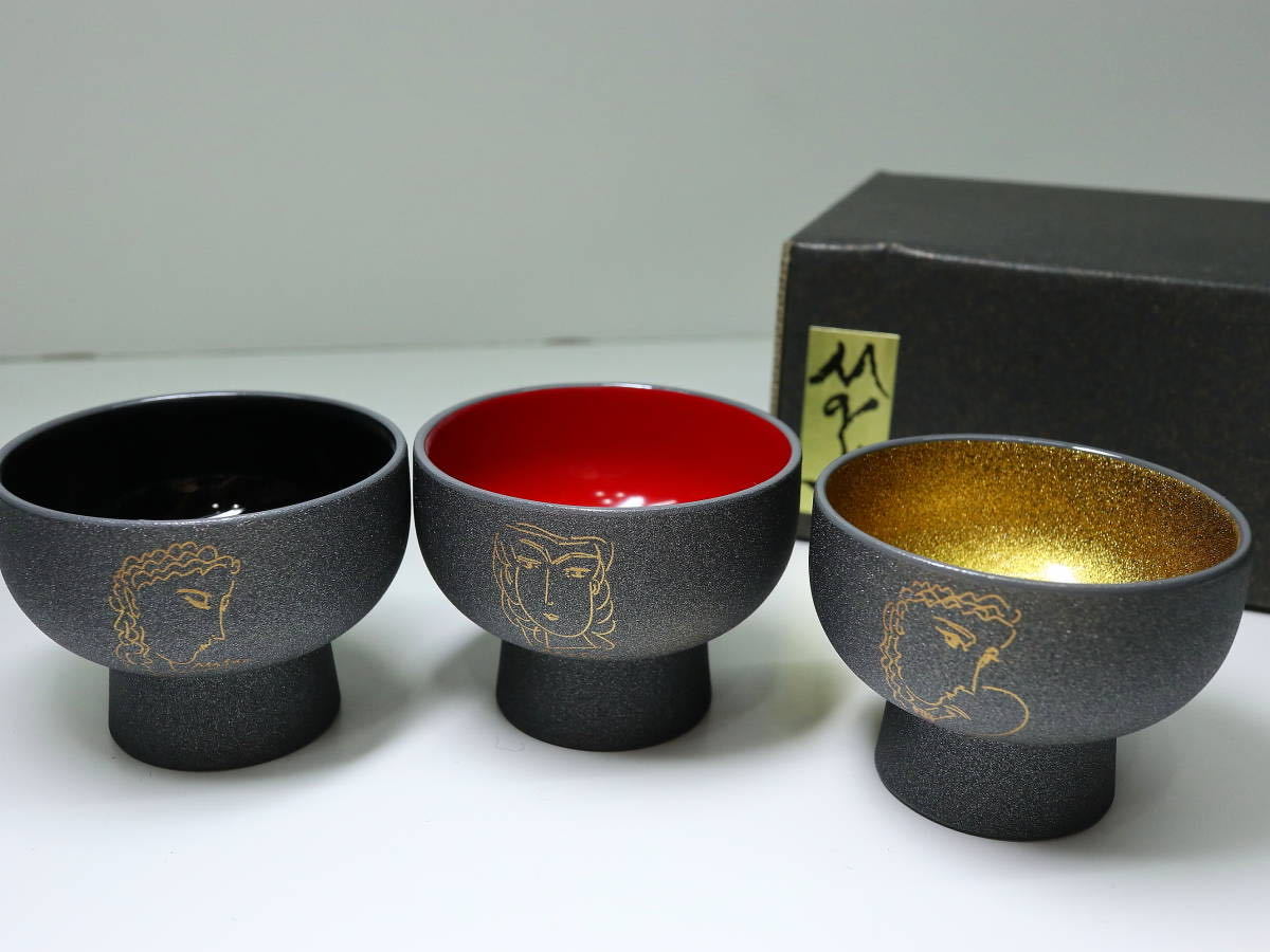 新品 即決 Masuo Ikeda 池田満寿夫 漆器 盃 3種セット 盃中色違い 塗り物 金彩美人画 酒器 ぐい呑み 猪口 日本酒 女性画 の落札情報詳細 ヤフオク落札価格情報 オークフリー スマートフォン版