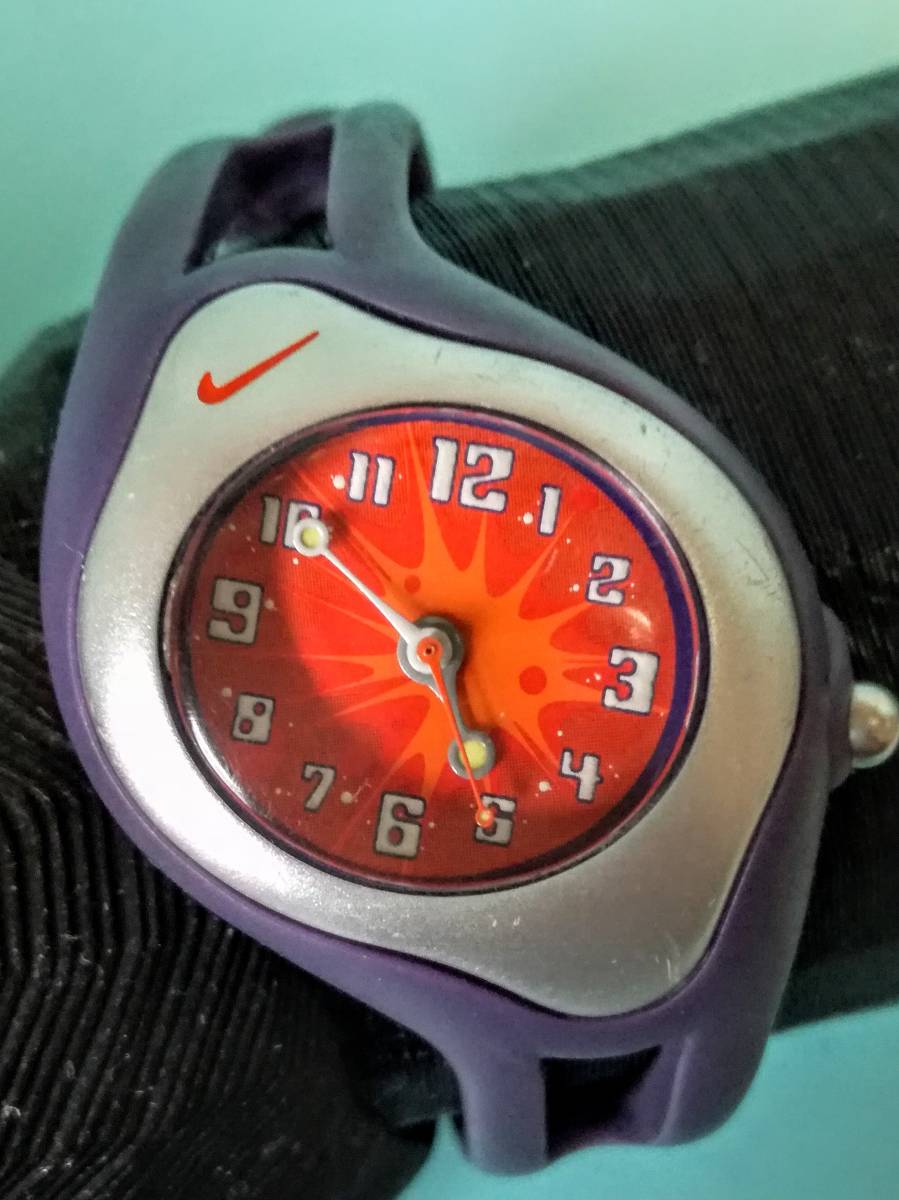Q62 人気の ナイキ Nike 電池交換済み オレンジ文字盤シルバーウォッチused 送料全国一律198円 お洒落で素敵な時計です の落札情報詳細 ヤフオク落札価格情報 オークフリー スマートフォン版