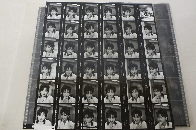 モノクロ写真ネガ 岡安由美子 他 471カット 芸能人タレント俳優女優 