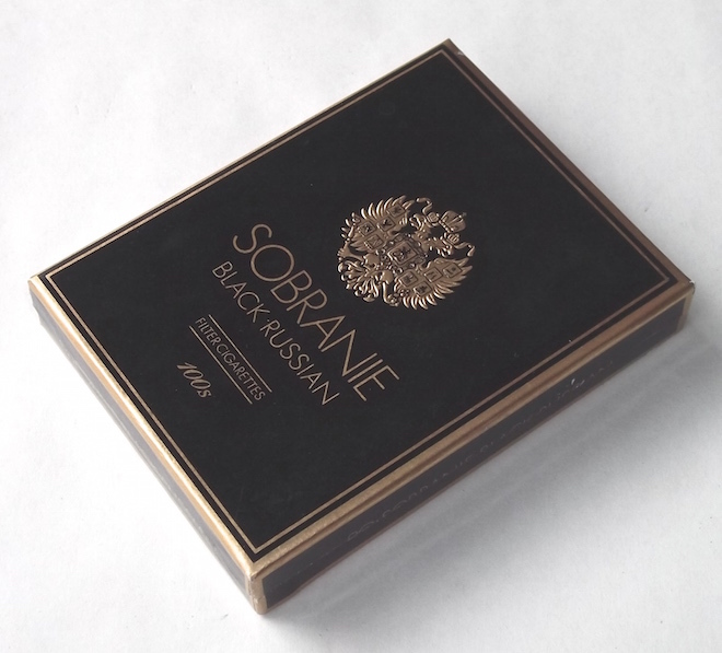 古い たばこ 空き箱 紙箱 パッケージ Sobranie Black Russian