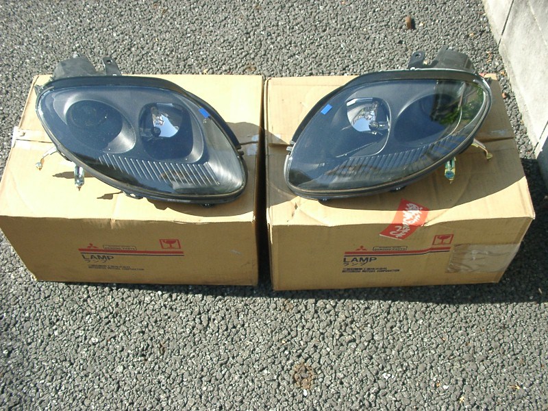 三菱純正 DE3A FTO HID ヘッドライト ヘッドランプ 左側 助手席側 7541