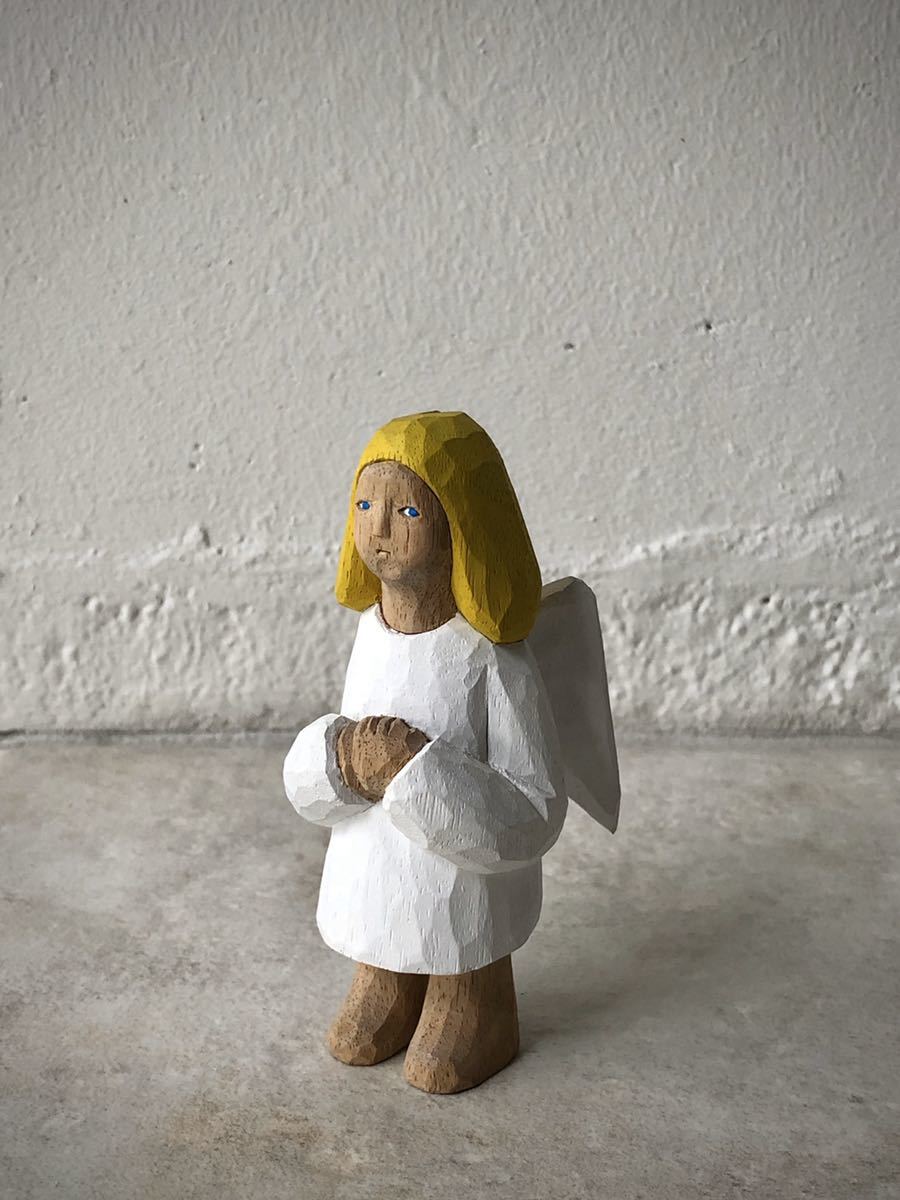 江籠正樹 作 『女の子』大型作品（約17cm） 新品 江籠正樹 木彫り 天使 女の子 サイズ大 台座あり /検 木工作家
