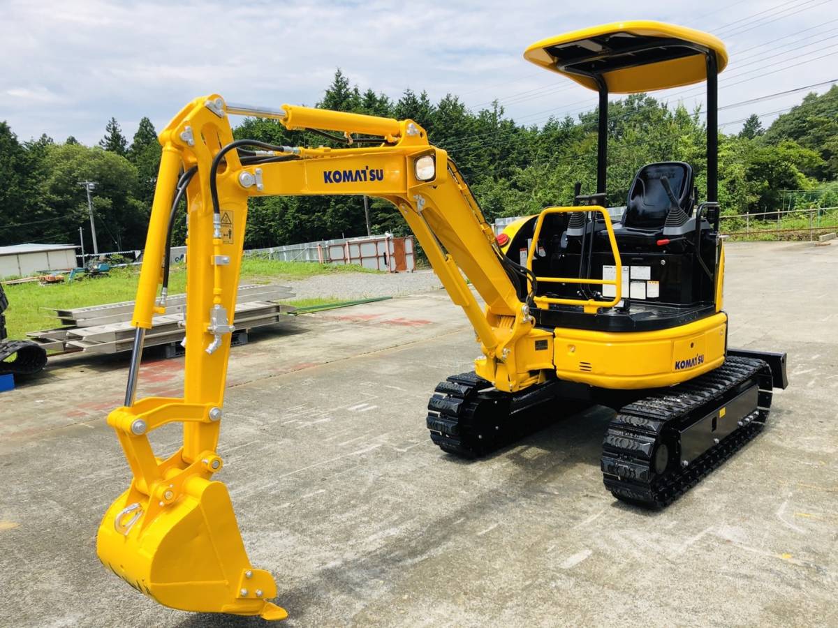 コマツ PC18MR-2 ミニ油圧ショベル 2tクラス ユンボ 倍速 建設機械