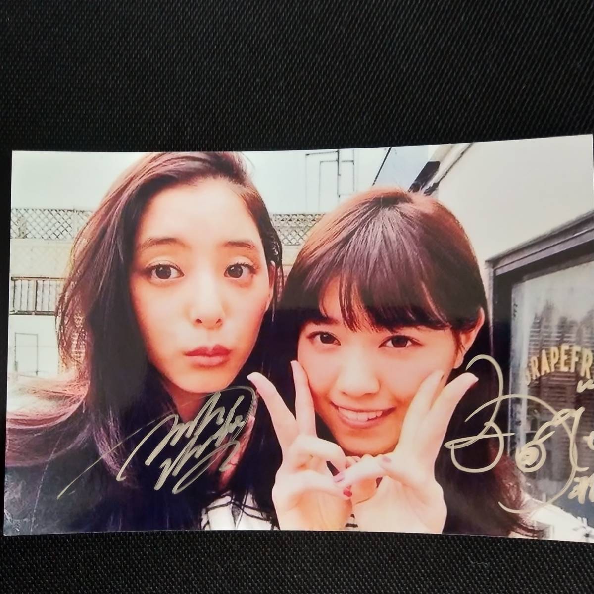 直筆サイン入り Q224新木優子&西野七瀬 秘蔵品 サイン写真 レア