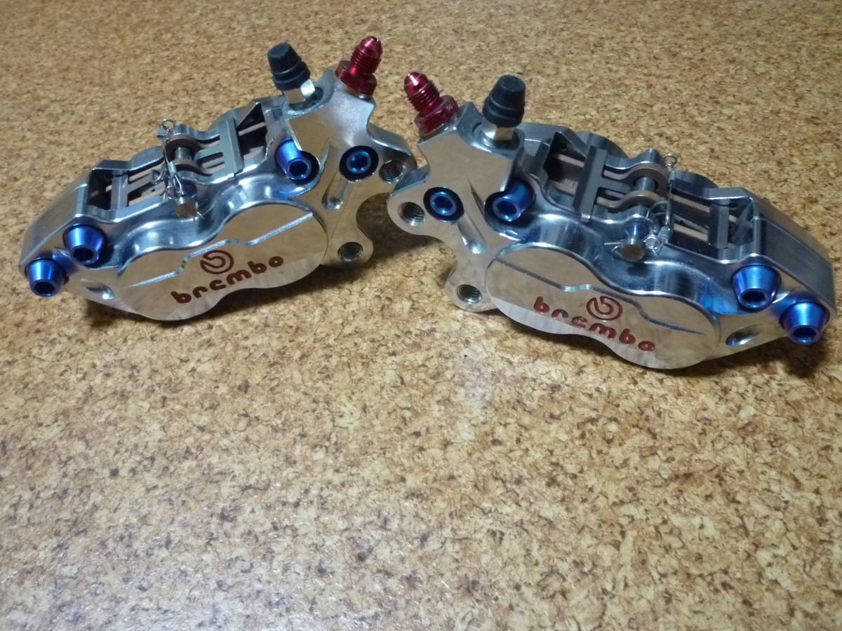 ブレーキキャリパー ブレンボ Brembo 4ポット レーシングキャリパー