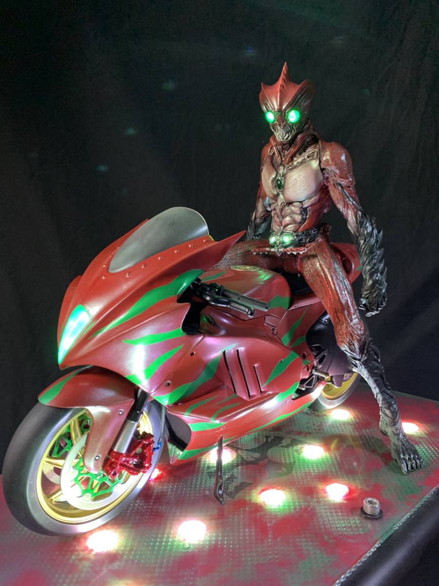 ヘルペインター バッタ男 ガレージキット改 仮面ライダーアマゾン
