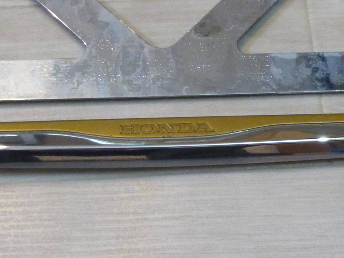 ホンダ純正 ナンバーフレーム ゴールドラインライセンスフレーム の落札情報詳細 ヤフオク落札価格情報 オークフリー スマートフォン版