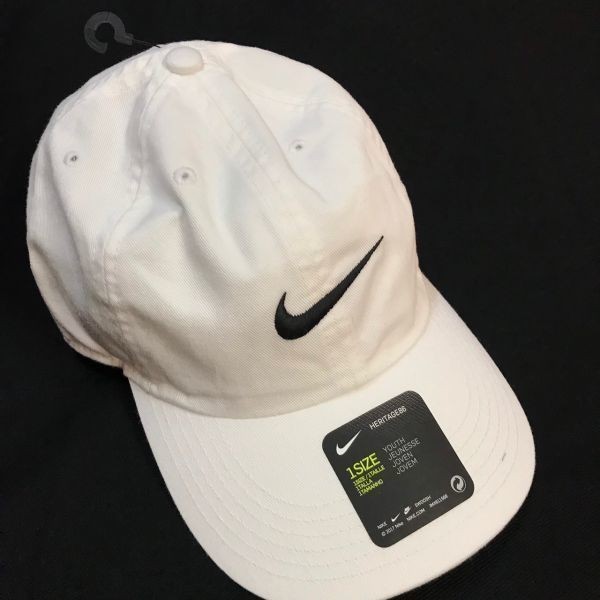 新品 送料無料 Nike ナイキ キッズ ヘリテージキャップ 白 53 56 100 19 0523 5 16 の落札情報詳細 ヤフオク落札価格情報 オークフリー スマートフォン版