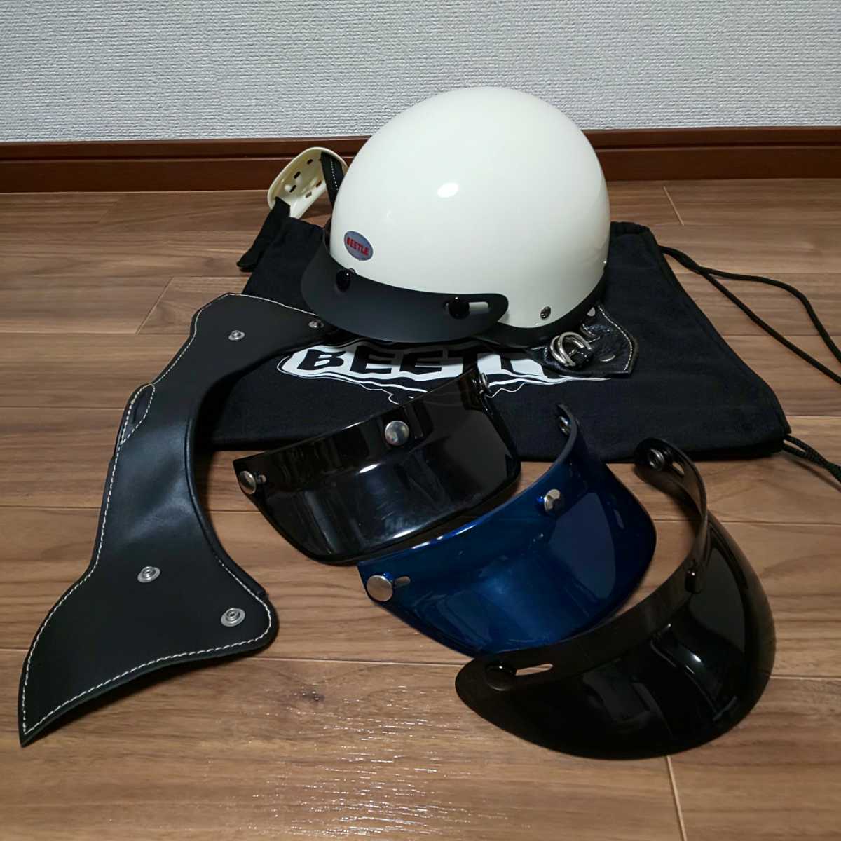 オーシャンビートル LAC Wストラップ黒 ペイズリーインナー黒に交換