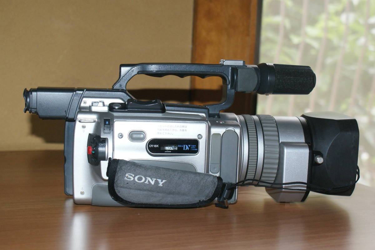 Sony vx2000 ビデオカメラ 本体 バッテリー・バッグ付き 【公式通販】