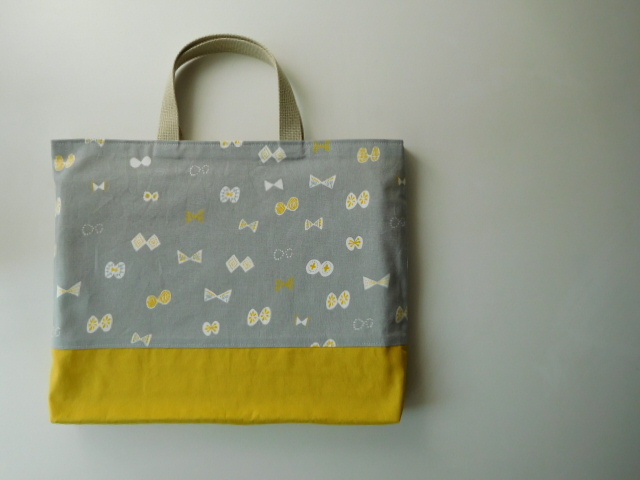 新品 北欧風 ちょうちょ リボン レッスンバッグ ハンドメイド 入園 入学 お稽古バック 絵本袋 かわいい 女の子 グレー 黄色 の落札情報詳細 ヤフオク落札価格情報 オークフリー スマートフォン版