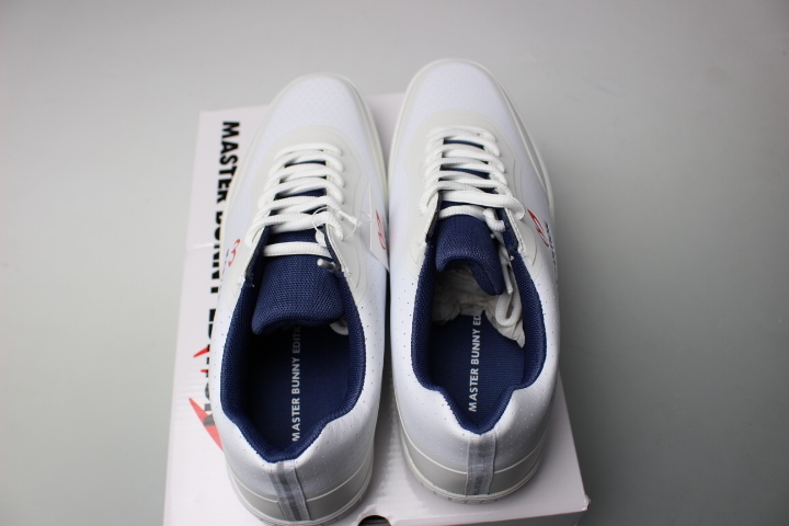 新品 パーリーゲイツ/MASTER BUNNY Flat SurfaceWingスパイクシューズ