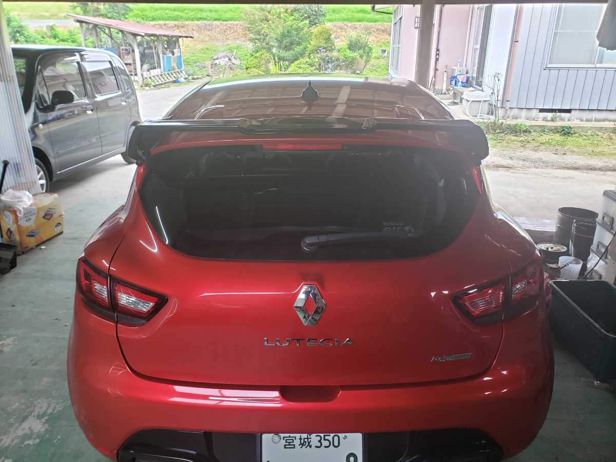 手渡し ルーテシアrs リアスポイラー RM5M ルノー ルーテシアRS リア