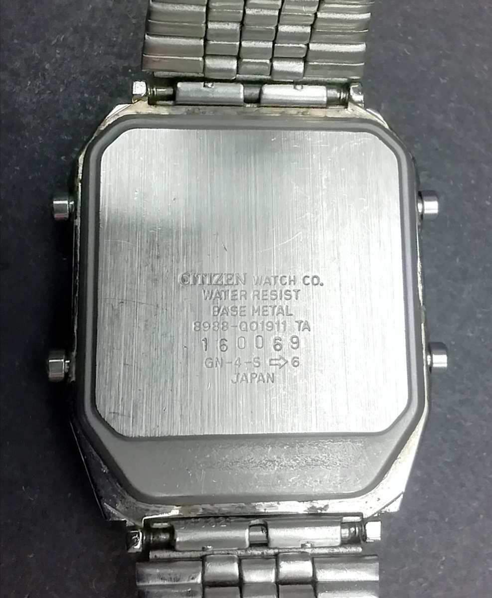 希少 CITIZEN シチズン アナデジテンプ 8988-Q01911 スクエア型