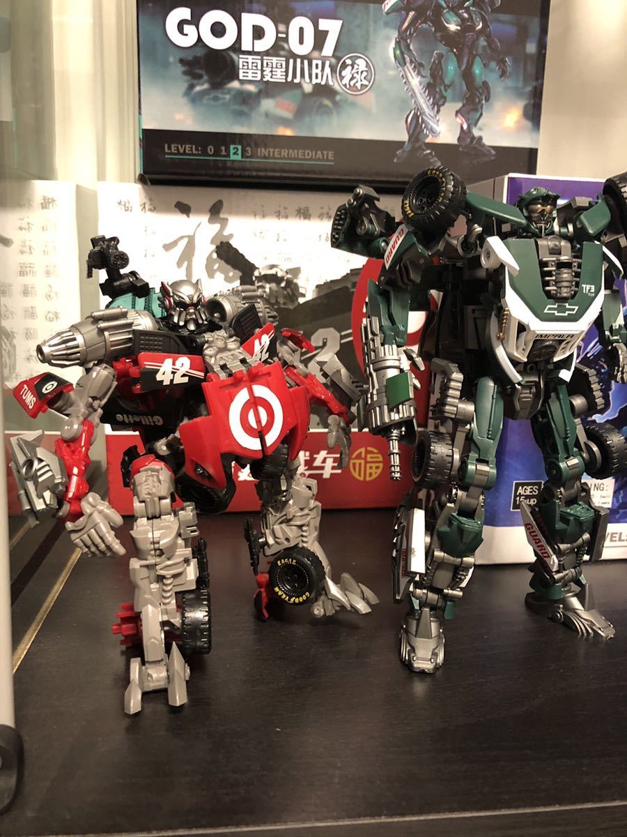 トランスフォーマー レッカーズ 3体セット サードパーティー製 の落札情報詳細 ヤフオク落札価格情報 オークフリー スマートフォン版