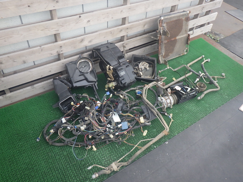 サンバー Ks4 エアコン 取り付け 一式 コンデンサー コンプレッサー エバポレーター 配管 エアコンスイッチ ハーネス など の落札情報詳細 ヤフオク落札価格情報 オークフリー スマートフォン版