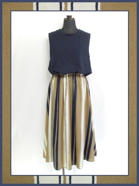 Jayro Motomachi Selection ジャイロ 元町セレクション ドッキングワンピース 美品 の落札情報詳細 ヤフオク落札価格情報 オークフリー スマートフォン版