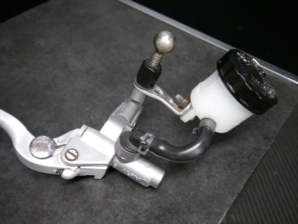 ブレンボ 製 フロントブレーキマスターシリンダASSY/未使用/xjr