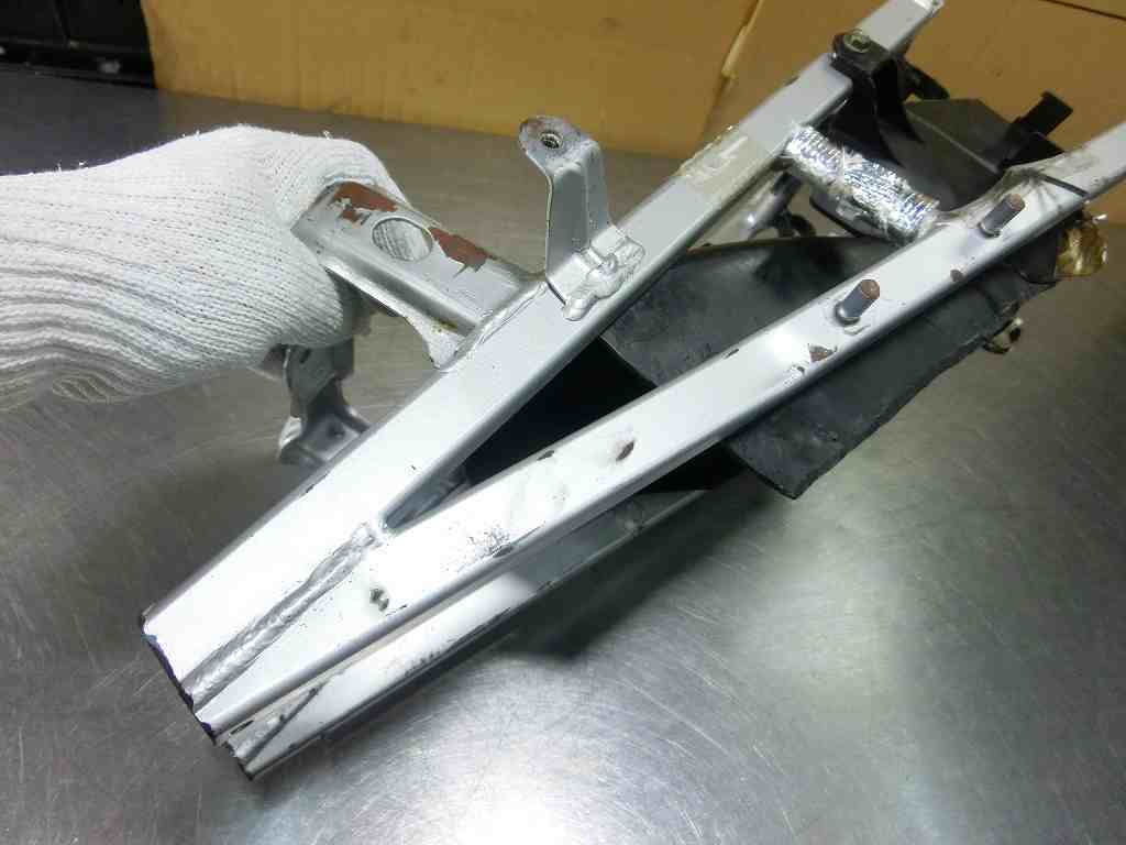 VFR400R シングルシートカウル用シートレール、シートフレーム☆NC30
