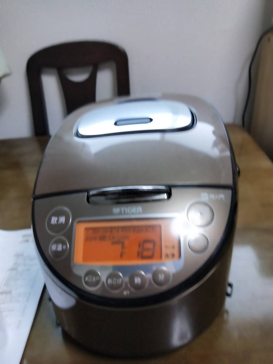 中華のおせち贈り物 JKT-B103【2020年製】 タイガー魔法瓶 - 炊飯器