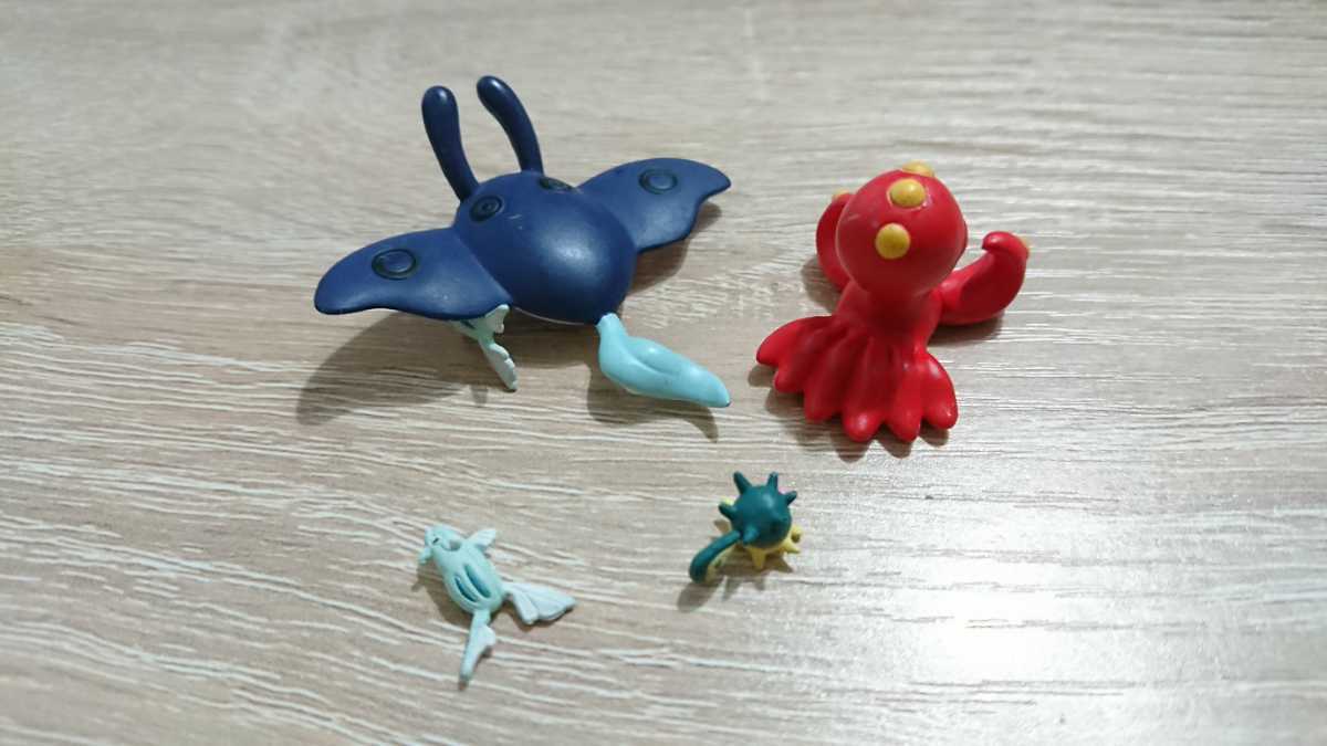 ポケモン フィギュア 立体ポケモン図鑑 テッポウオ オクタン