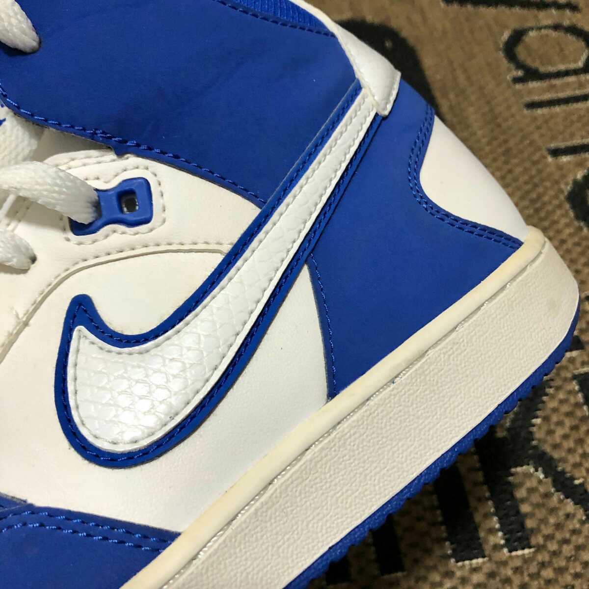 超美品 Nike Son Of Force Mid 117 ナイキ スニーカー シューズ バッシュ 白 青 の落札情報詳細 ヤフオク落札価格情報 オークフリー スマートフォン版 超美品 Nike Son Of Force Mid 117 ナイキ スニーカー シューズ バッシュ 白 青 の落札情報詳細 ヤフオク落札価格情報 オークフリー スマートフォン版