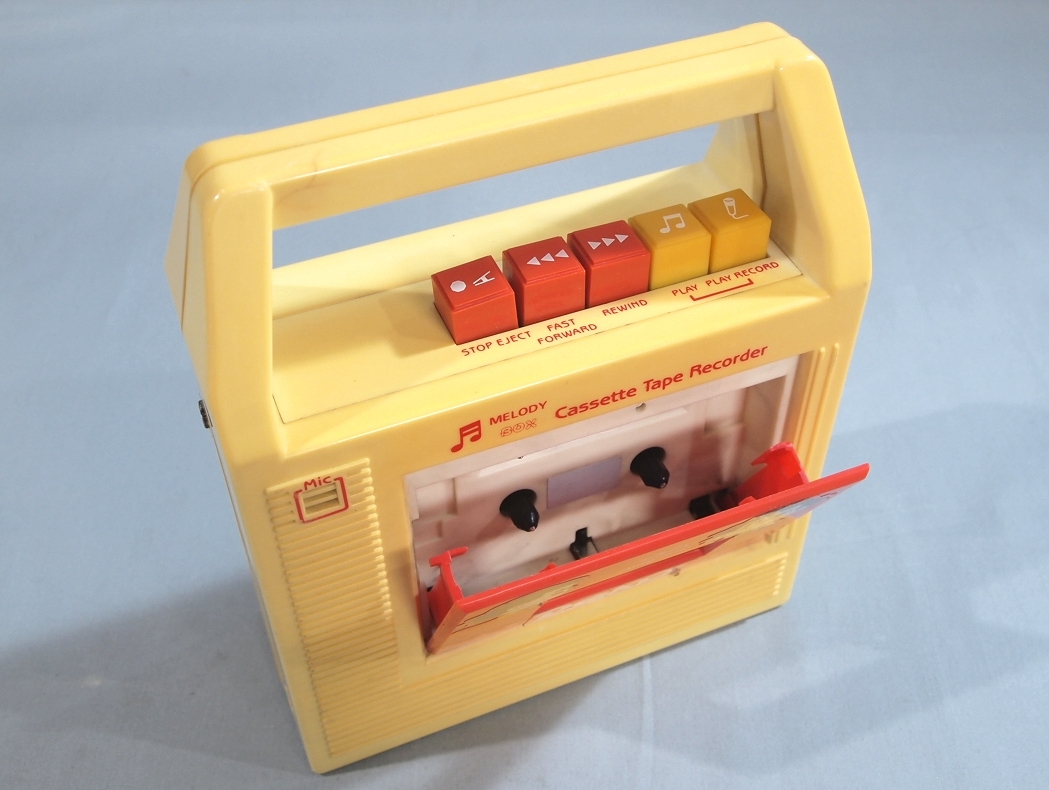 PEKO カセットテープレコーダー ペコちゃん 不二家 レトロ