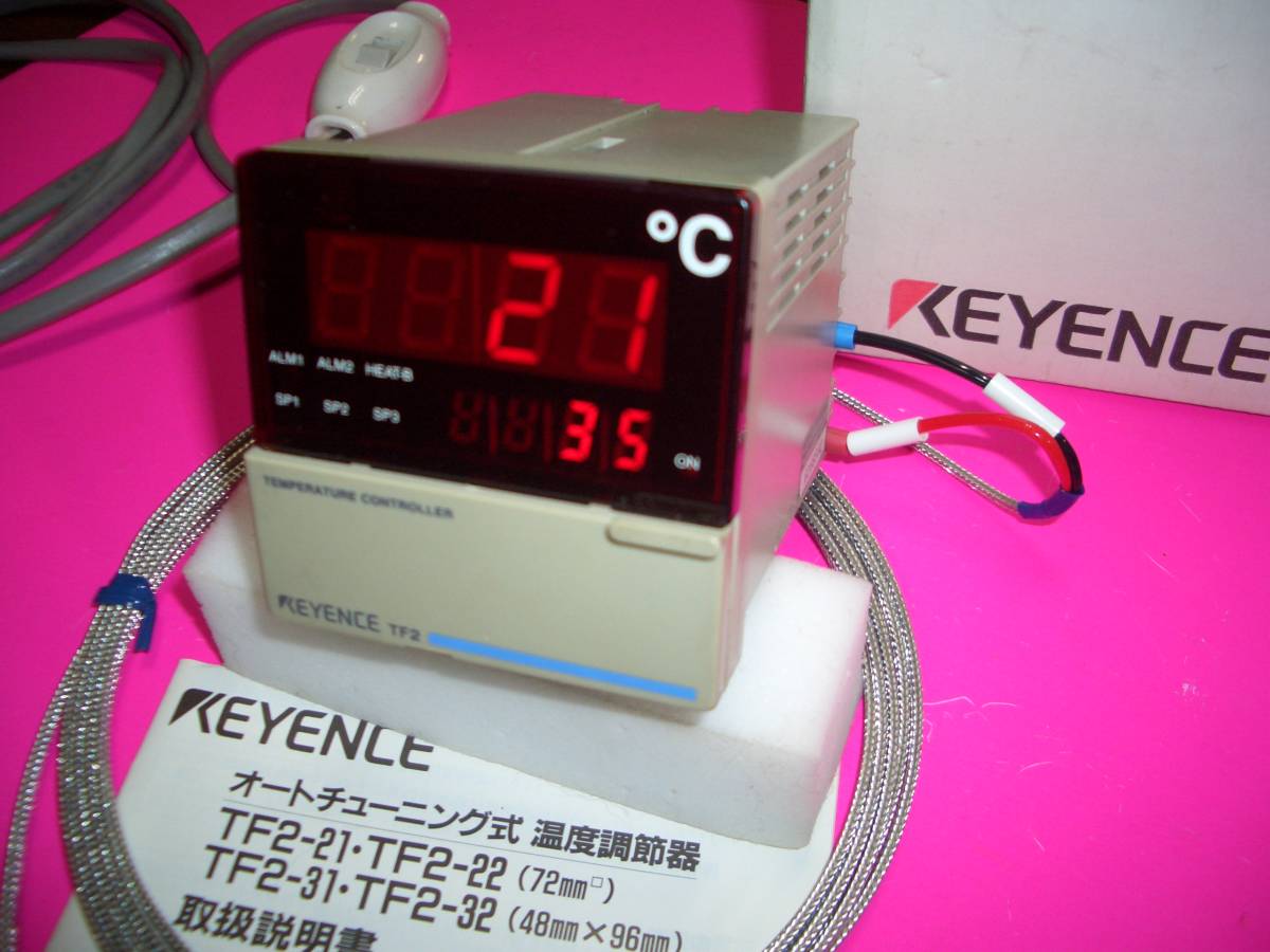 KEYENCE 温度調節器TF2-32
