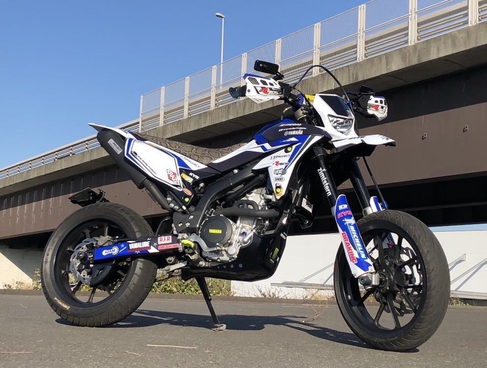 WR250X ドリップレーシング ライトカウル