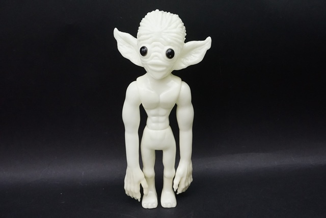 マーミットホプキンスビルの宇宙人エイリアン蛍光ソフビ製 蓄光