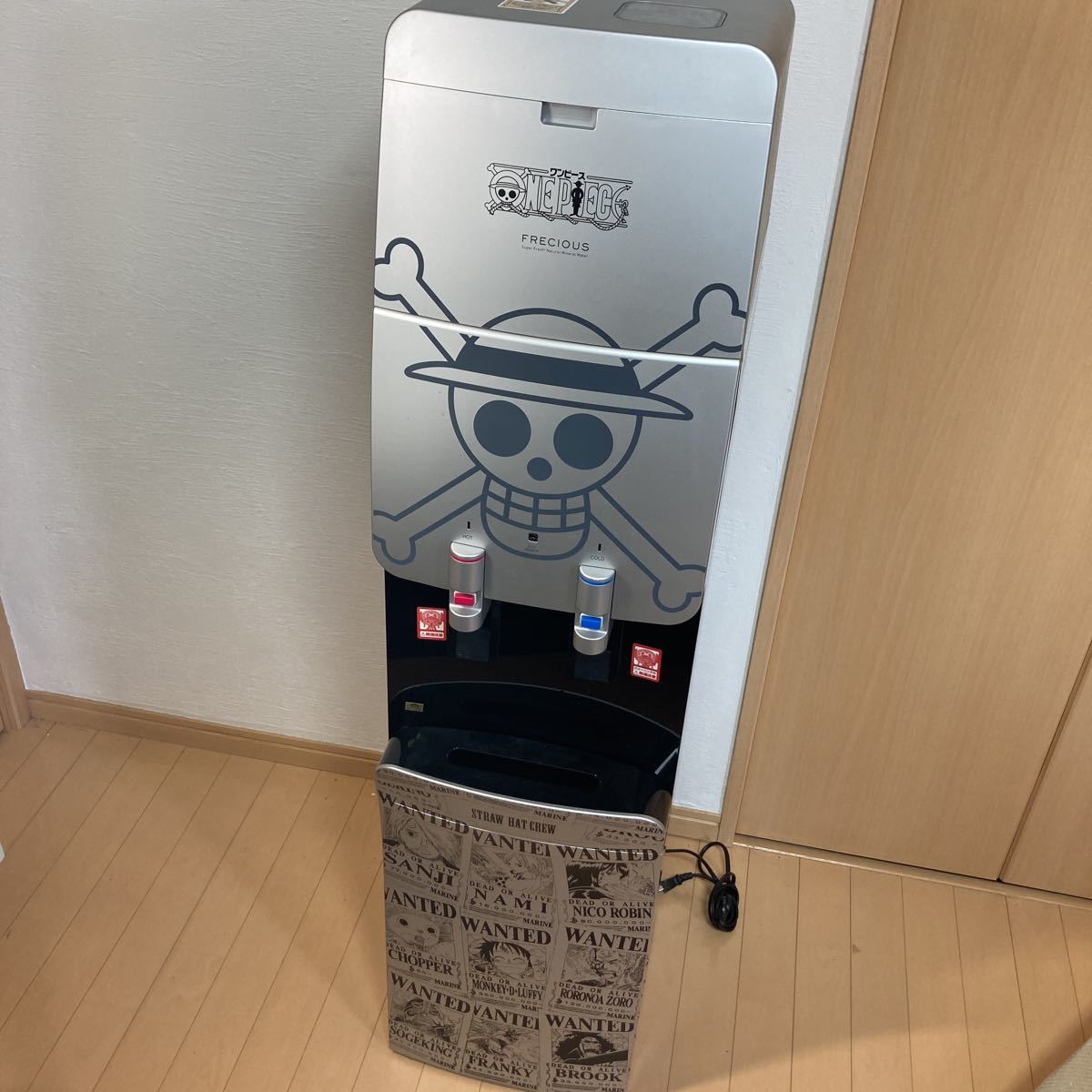 ウォーターサーバー One Piece 手配書モデル Frecious Wfd 1080 冷温水器 インテリア 少年ジャンプ 海賊団 ワンピース の落札情報詳細 ヤフオク落札価格情報 オークフリー スマートフォン版 ウォーターサーバー One Piece 手配書モデル Frecious Wfd 1080 冷温水器 インテリア 少年ジャンプ 海賊団 ワンピース の落札情報詳細 ヤフオク落札価格情報 オークフリー スマートフォン版