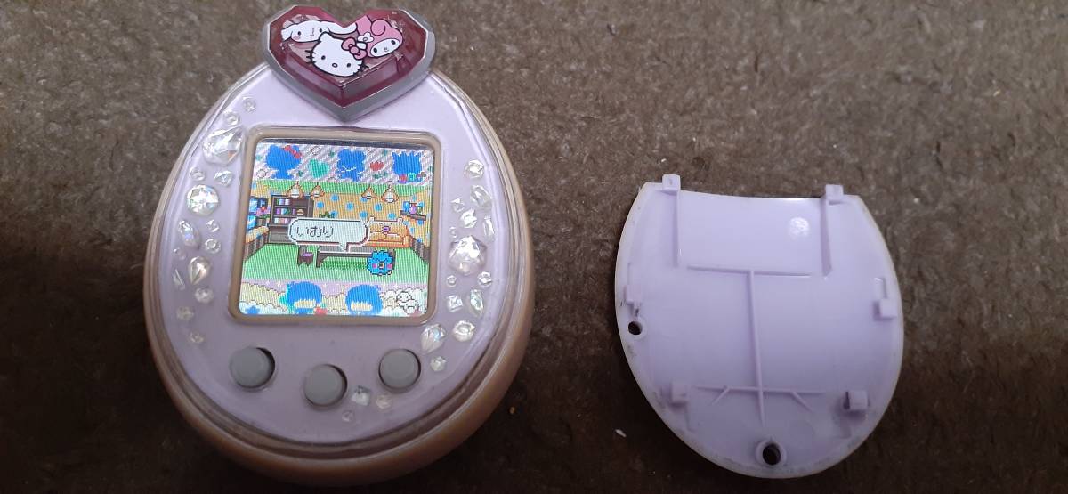 たまごっちピースたまごっちP's パープルたまデコピアスサンリオ